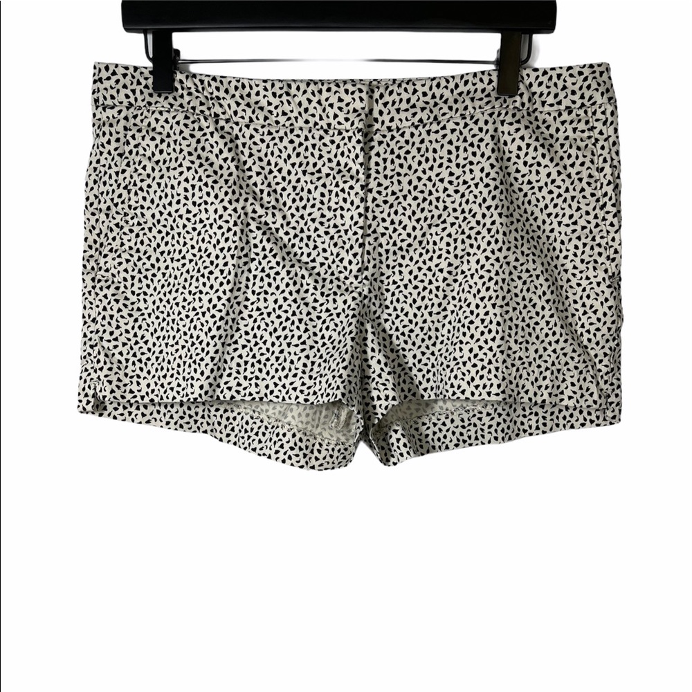 H&M | Black & Beige Print Pattern Shorts